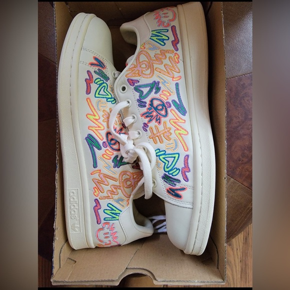 2022 Adidas X Kris Andrew Small Pride Collection Stan Smith. - Picture 6 of 14